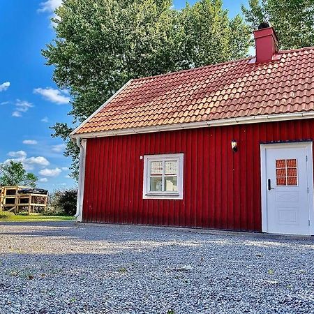 Eget Hus Med Bra Laege Och Toppstandard 林雪平 外观 照片